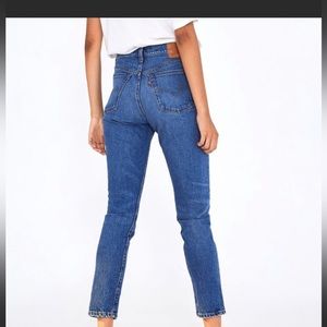 Levi’s Straight Leg Jeans - 29 Waist
